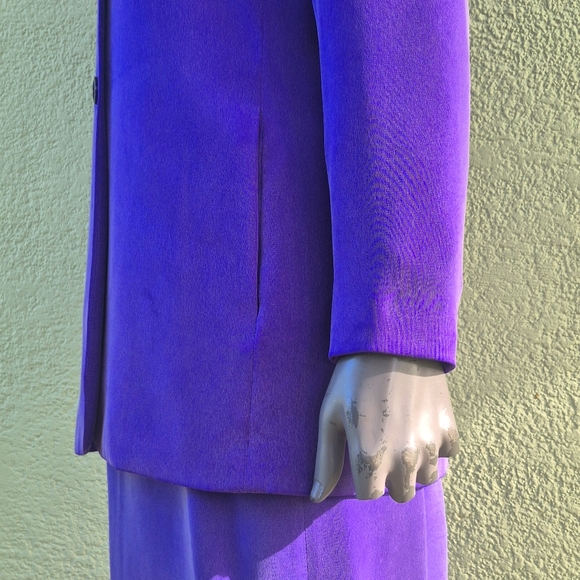 Dressbarn (Travis Ayers) Ladies Vintage Pure Silk Violet (2) PC Skirt Set